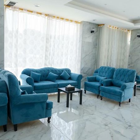 Magic Suite Al Mahboula Kuwait City Exterior foto